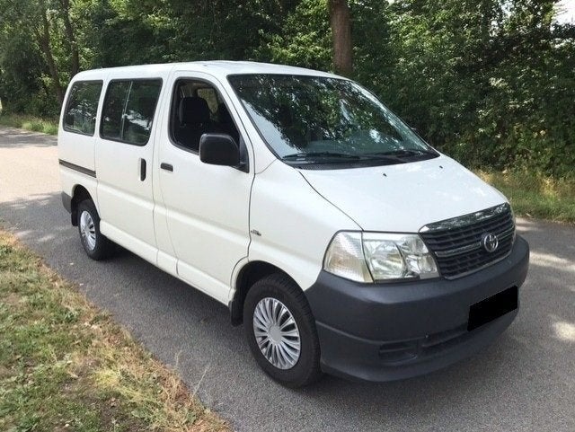 Toyota Hiace d4d   GEKEURD  :  8  zitplaatsen, Auto's, 2500 cc, Dealer onderhouden, Particulier, Euro 4