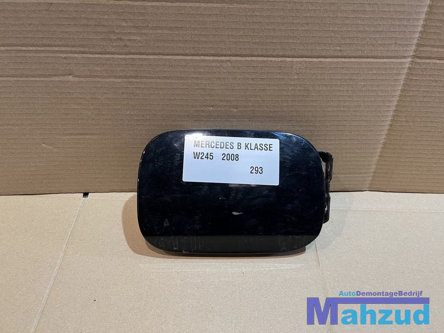 MERCEDES B-KLASSE W245 Zwart tankklep 2005-2011, Gebruikt, Mercedes-Benz AG, Mercedes-Benz, Mercedesstrasse 120
70372  Stuttgart, DE