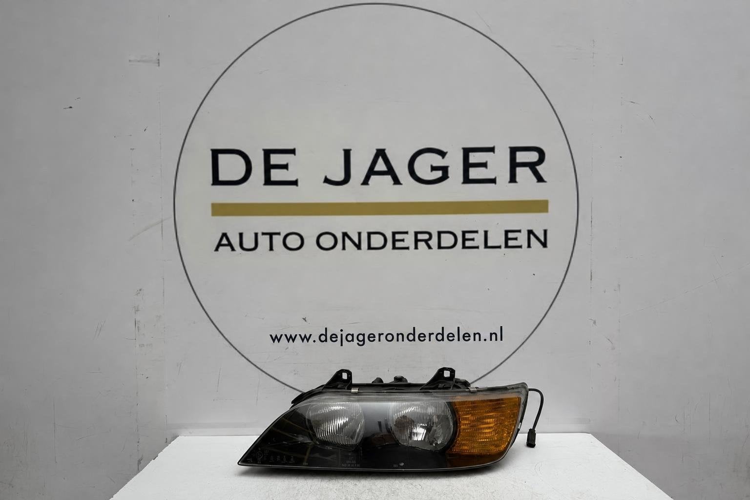 Phare gauche BMW Z3 E36/7 12345, Petuelring 130
80788  Munich, DE, Info@bmw.de, Utilisé, BMW