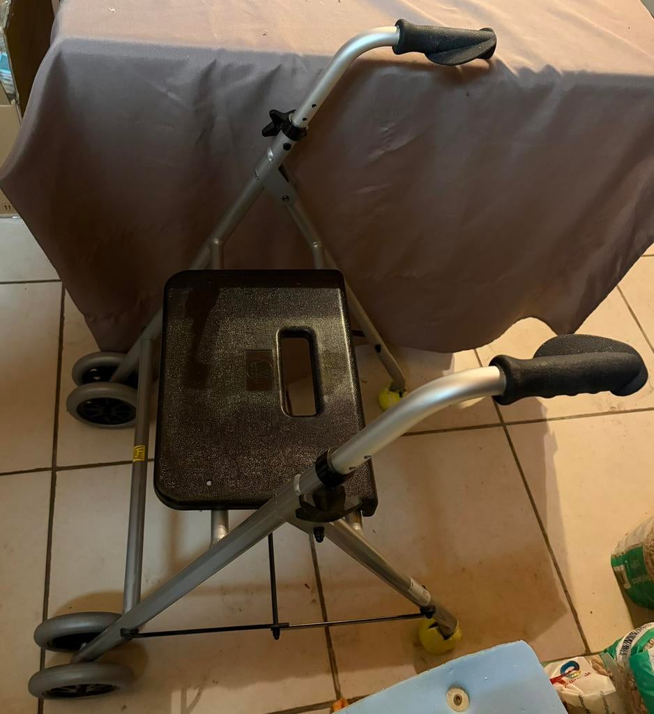 Rollator, Ophalen, Opvouwbaar, Gebruikt