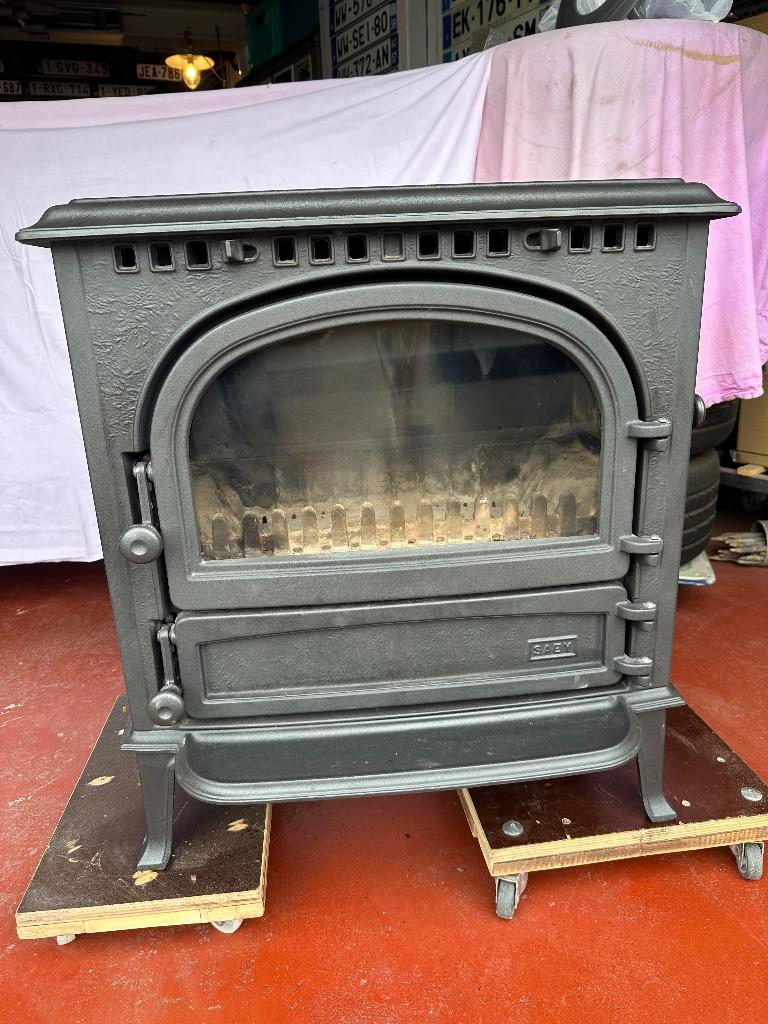 Houtkachel Saey 92 allesbrander, Huis en Inrichting, Ophalen, Zo goed als nieuw, Vrijstaand, Hout