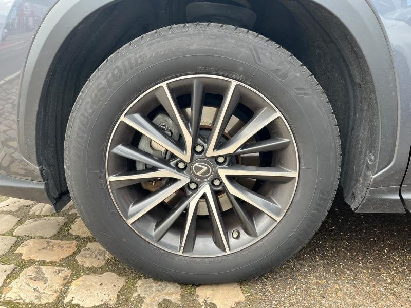 Lexus NX Base, Auto's, 2487 cc, Bedrijf, Hybride Elektrisch/Benzine, 140 kW