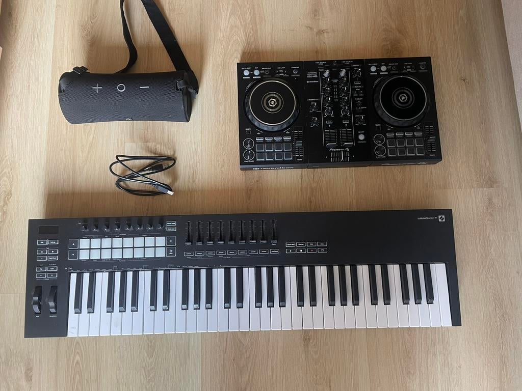 Pioneer ddj 400, Novation launchkey 61, AQL typhoon, Musique & Instruments, Enlèvement, Comme neuf