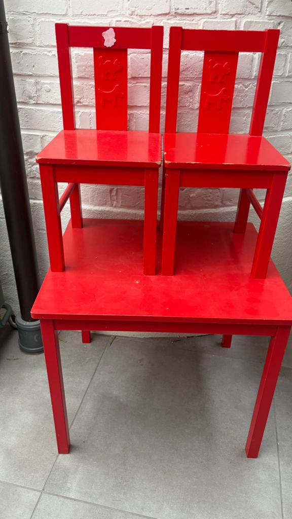 Ikea kleuter tafeltje en twee stoeltjes, Kinderen en Baby's, Ophalen, Zo goed als nieuw