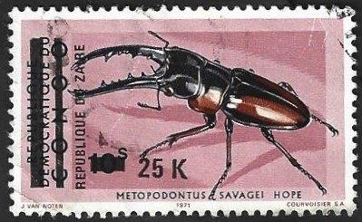 1 Postzegel van Congo en Zaïre met opdruk (I) Kever, Ophalen of Verzenden, Overige landen, Gestempeld