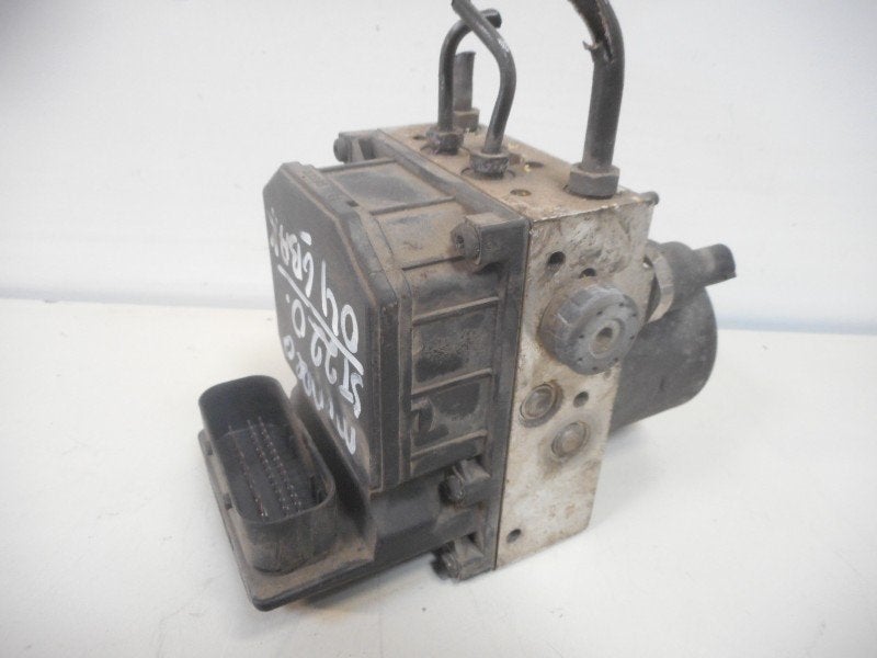 ABS POMP Ford Mondeo III (01-2000/03-2007) (0265950076), Robert Bosch AG, Gebruikt, Ford, Robert-Bosch-Allee 1
74232  Abstatt, DE