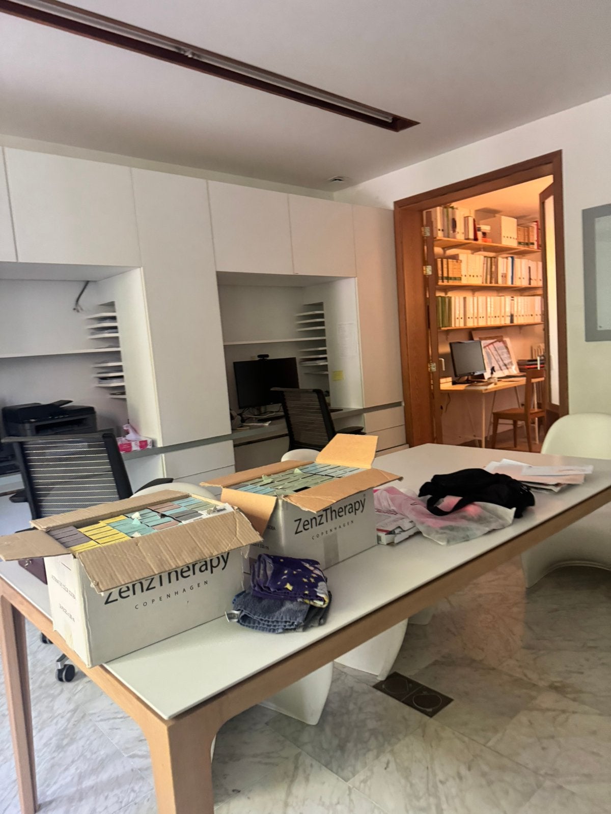 Moderne witte bureaus en wandkasten te koop, prima staat!, Maison & Meubles, Enlèvement