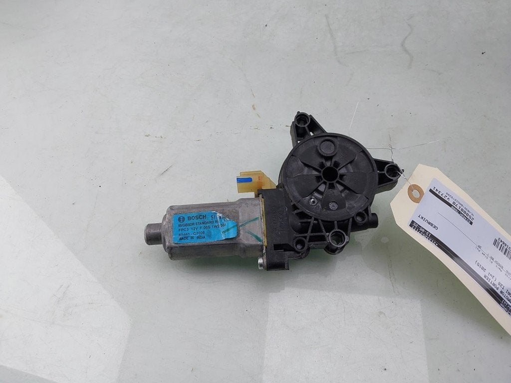 MOTEUR LEVE VITRE ELECTRIQUE i20 (GBB) (|82460C7000|), Autos : Pièces & Accessoires, Utilisé, Hyundai