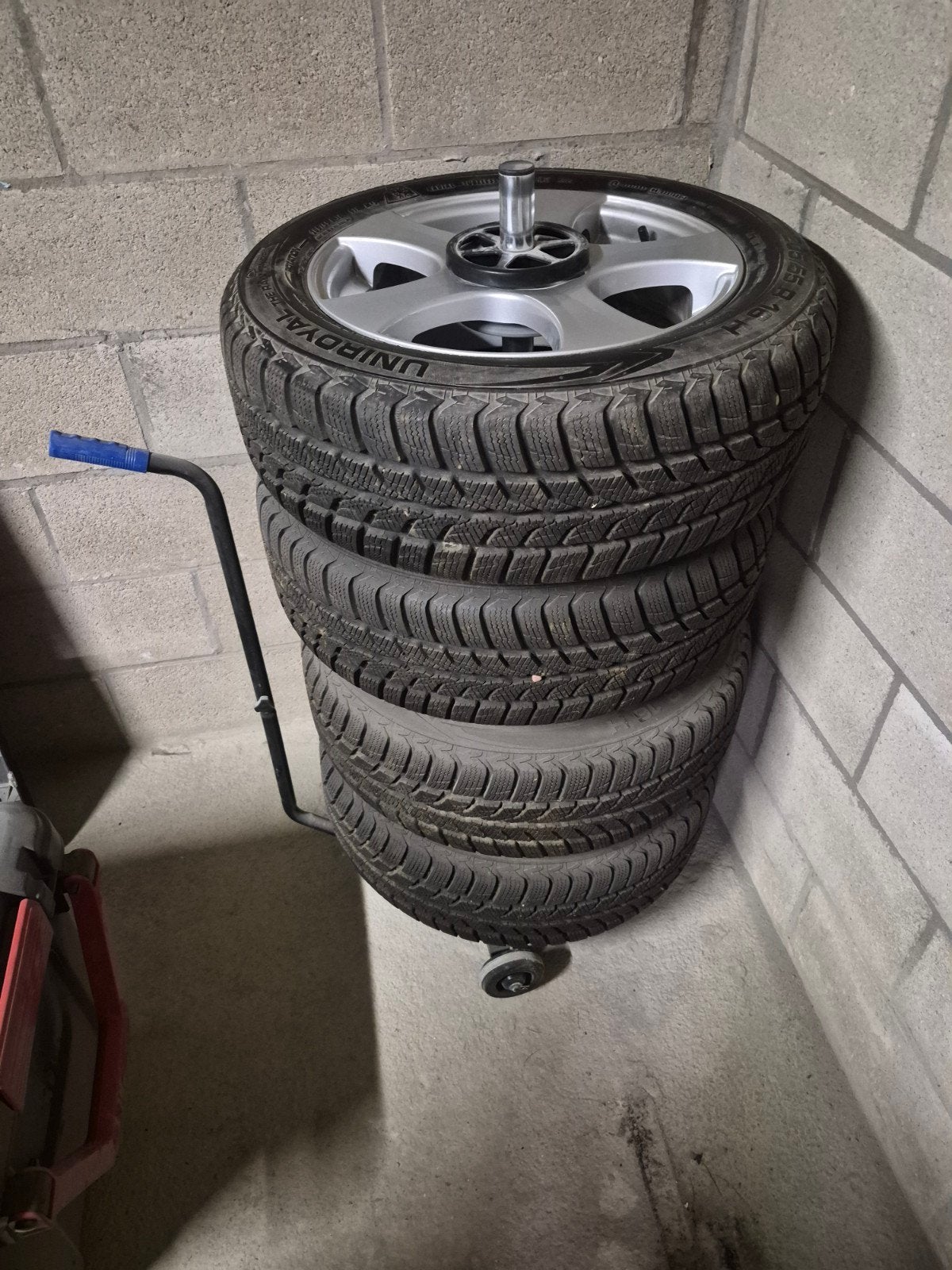 set 4 banden met velgen en velgenboom zeer goede staat!, Auto-onderdelen, Ophalen