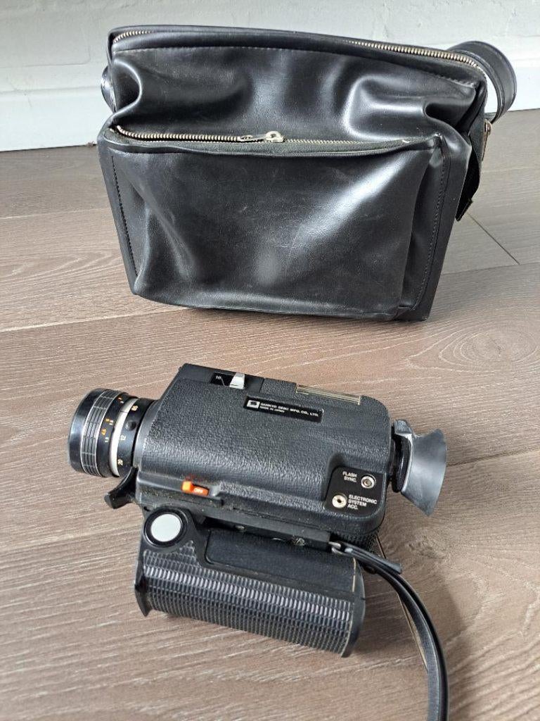 super 8 filmcamera Sankyo ES-44  ....met draagtas, Enlèvement ou Envoi, Caméra