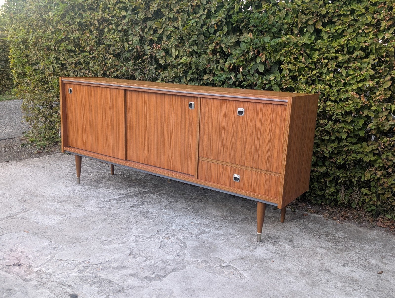 Prachtige vintage dressoir, Huis en Inrichting, Kasten | Dressoirs, Ophalen, Gebruikt, 150 tot 200 cm, Vintage