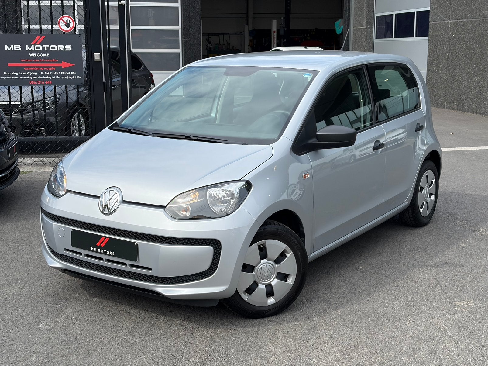 Volkswagen Up! 1.0Benzine slechts 17.500km, Auto's, Voorwielaandrijving, Euro 5, Stof, Bedrijf