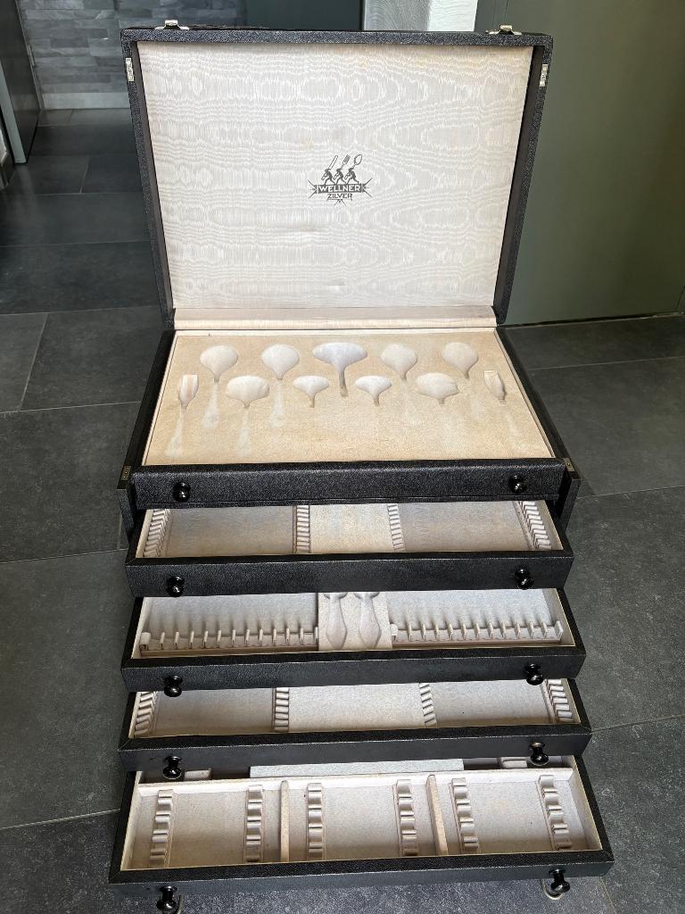 Wellner bestek koffer verzilverd bestek 24 pers indeling, Antiek en Kunst, Ophalen