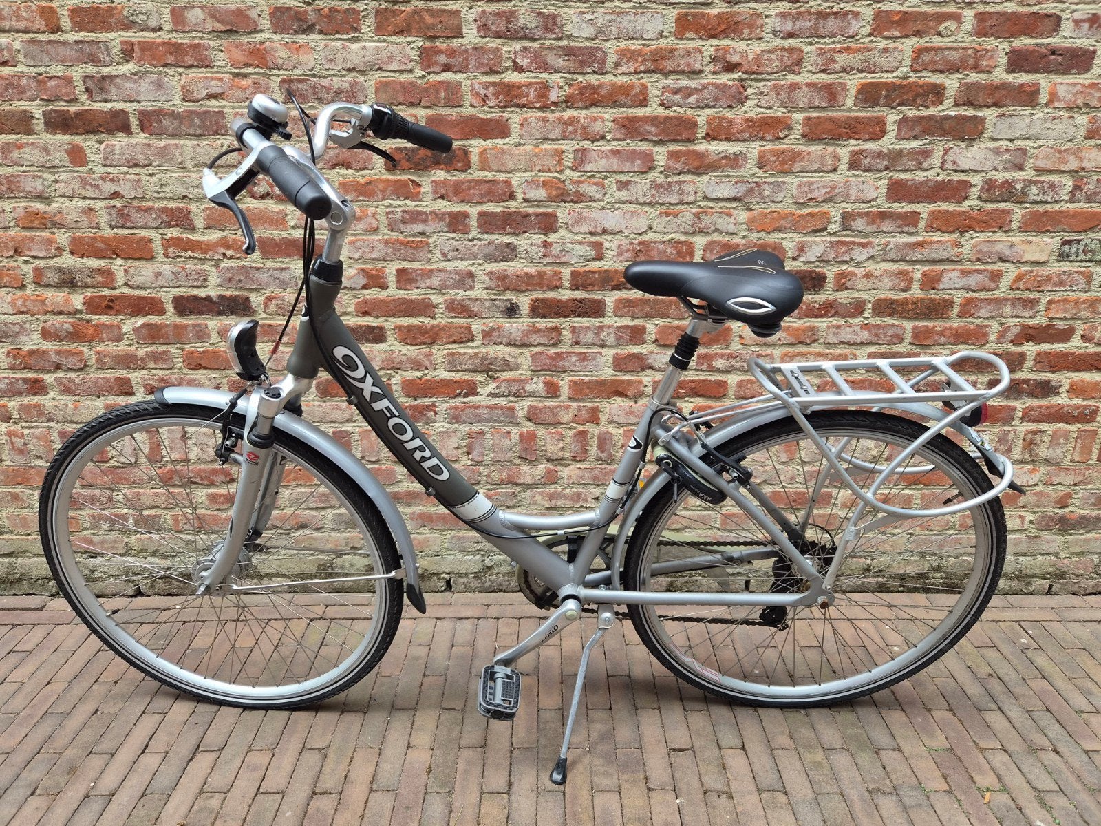 Lichtgrijze Oxford damesfiets in zeer goede staat, Ophalen, Versnellingen