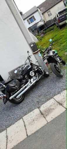 Yamaha dragstar.