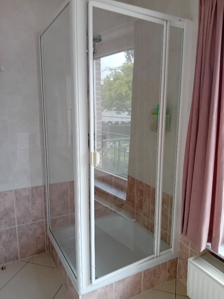Douche, Huis en Inrichting, Ophalen, Gebruikt, Met douche