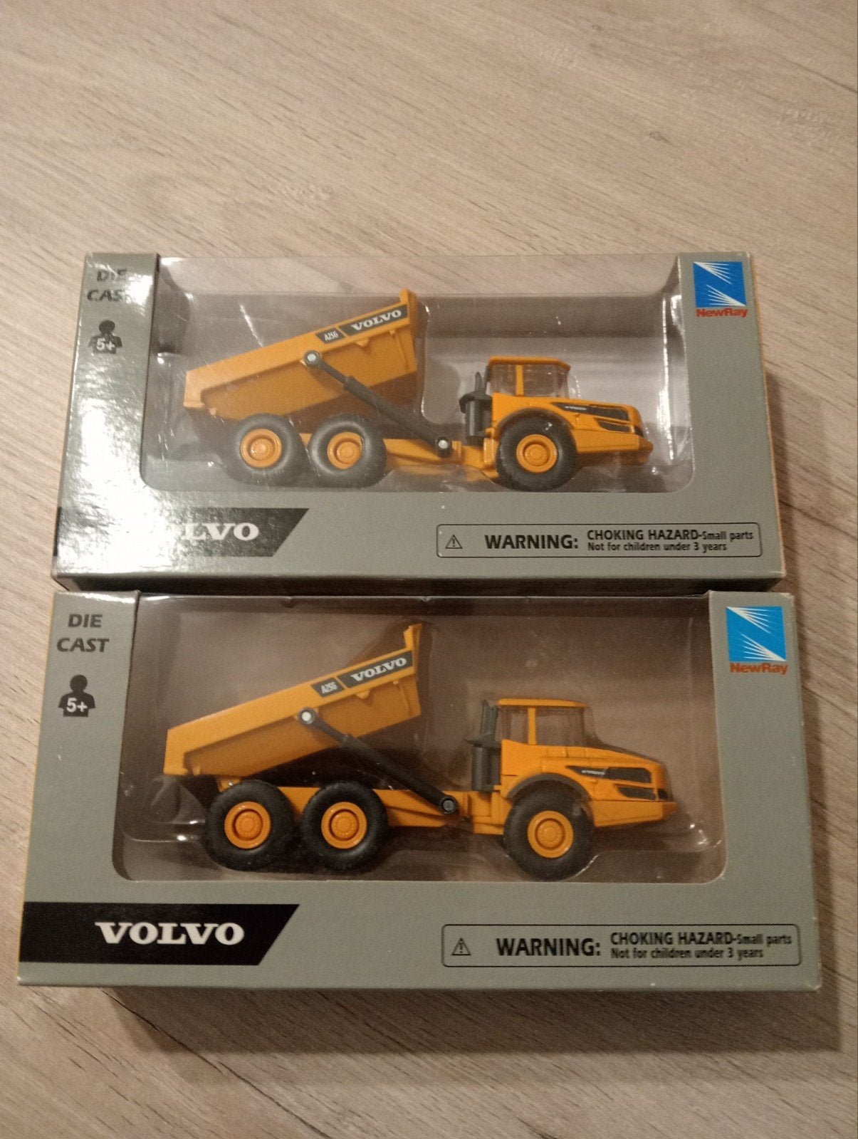 camion benne ho 1/87 Volvo New ray, Autres marques, Comme neuf, Enlèvement, Autres types