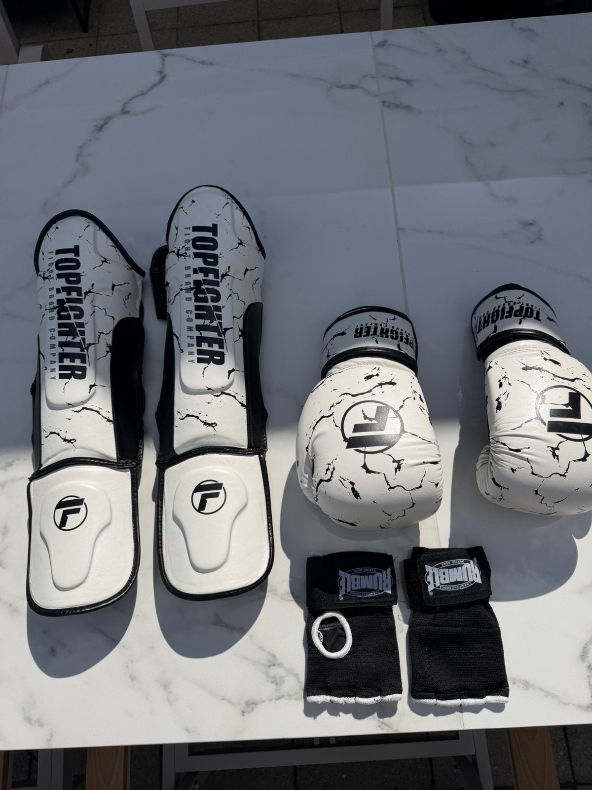 Topfighter bokshandschoenen en scheenlappen, Sports & Fitness, Boxe, Enlèvement, Comme neuf, Gants de boxe