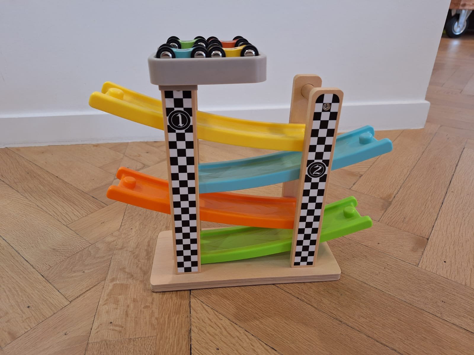 Circuit avec 4 voiture., Enlèvement, Comme neuf, Autres types