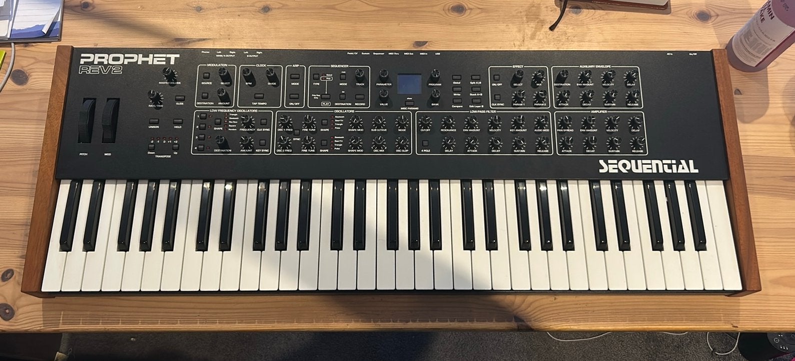 Sequential Prophet REV2, Musique & Instruments, Claviers, Comme neuf, Sensitif, Connexion MIDI, Enlèvement