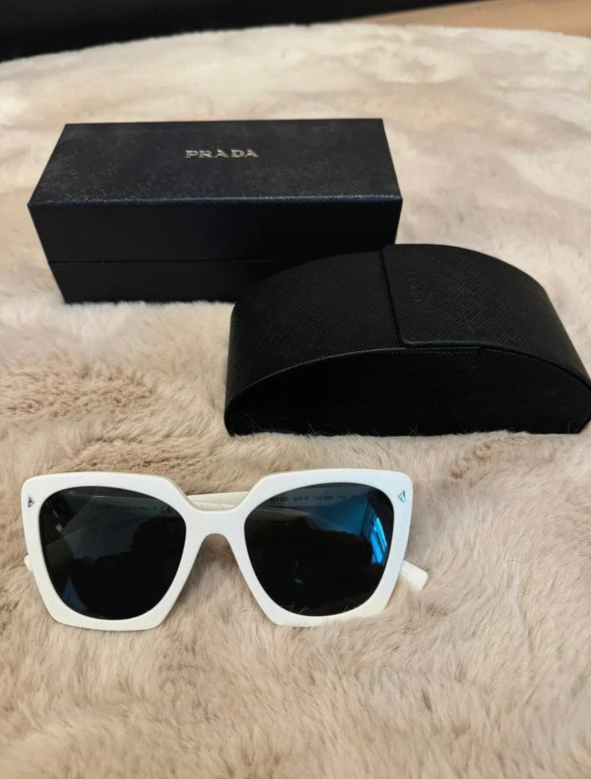 Zonnebril Prada, Handtassen en Accessoires, Zonnebril, Prada, Wit, Nieuw
