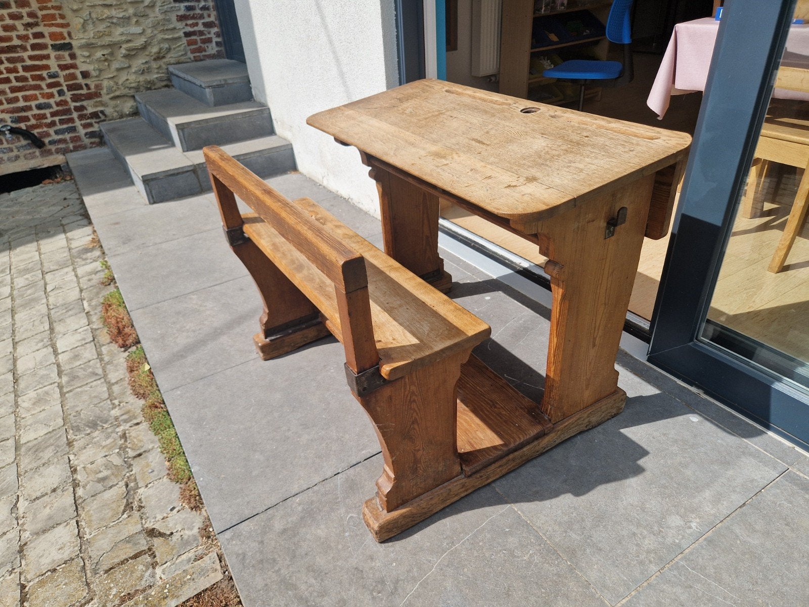 Banc d'école en bois et avec une histoire!, Enlèvement