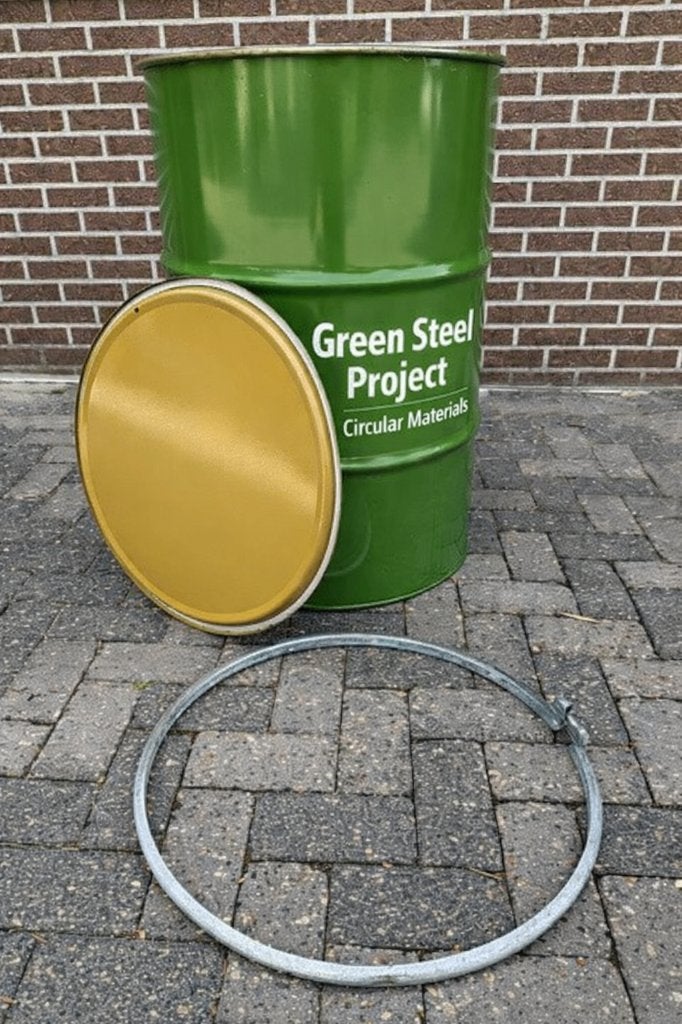 Stevige groene stalen vaten van 200 liter schoon afsluitbaar, Tuin en Terras, Regentonnen, Zo goed als nieuw, Metaal, 150 liter of meer