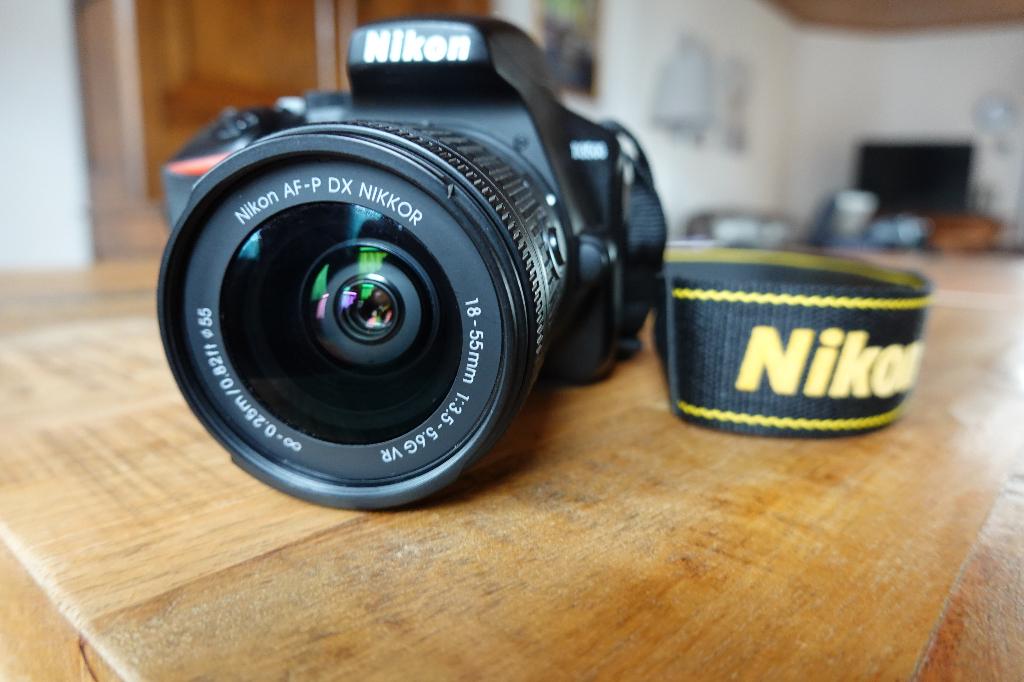 NIKON D 3500 avec objectif, TV, Hi-fi & Vidéo, Appareils photo numériques, Moins de 4 fois, Comme neuf, Enlèvement, Reflex miroir