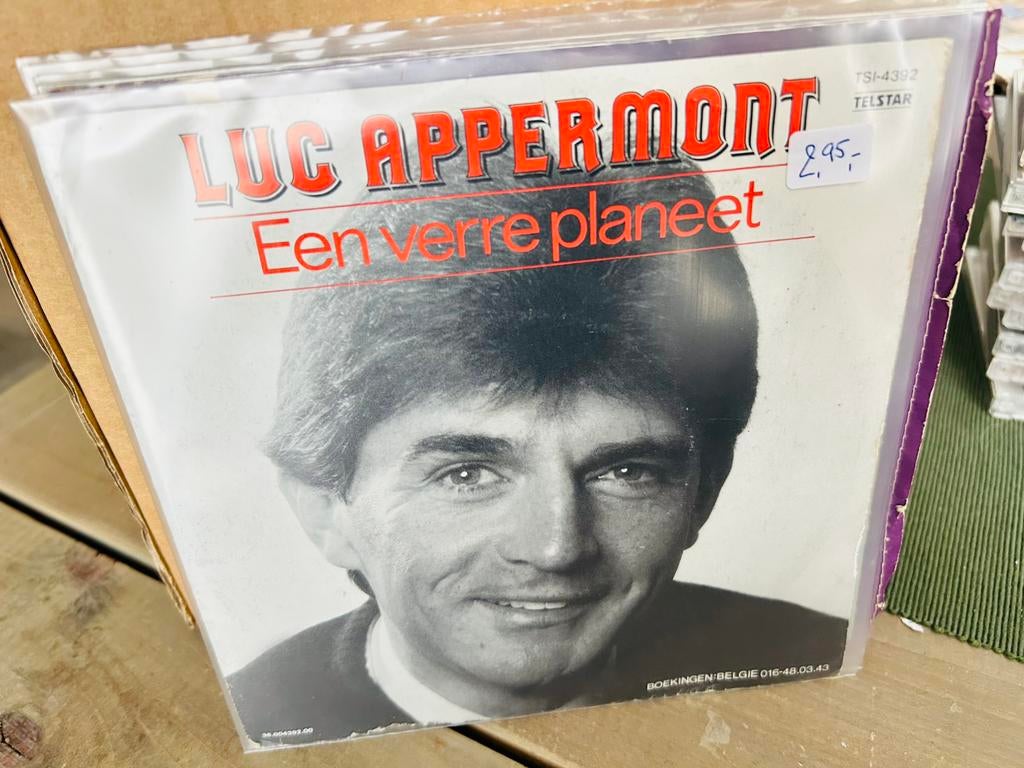 Luc Appermont : Een verre planeet, Enlèvement ou Envoi