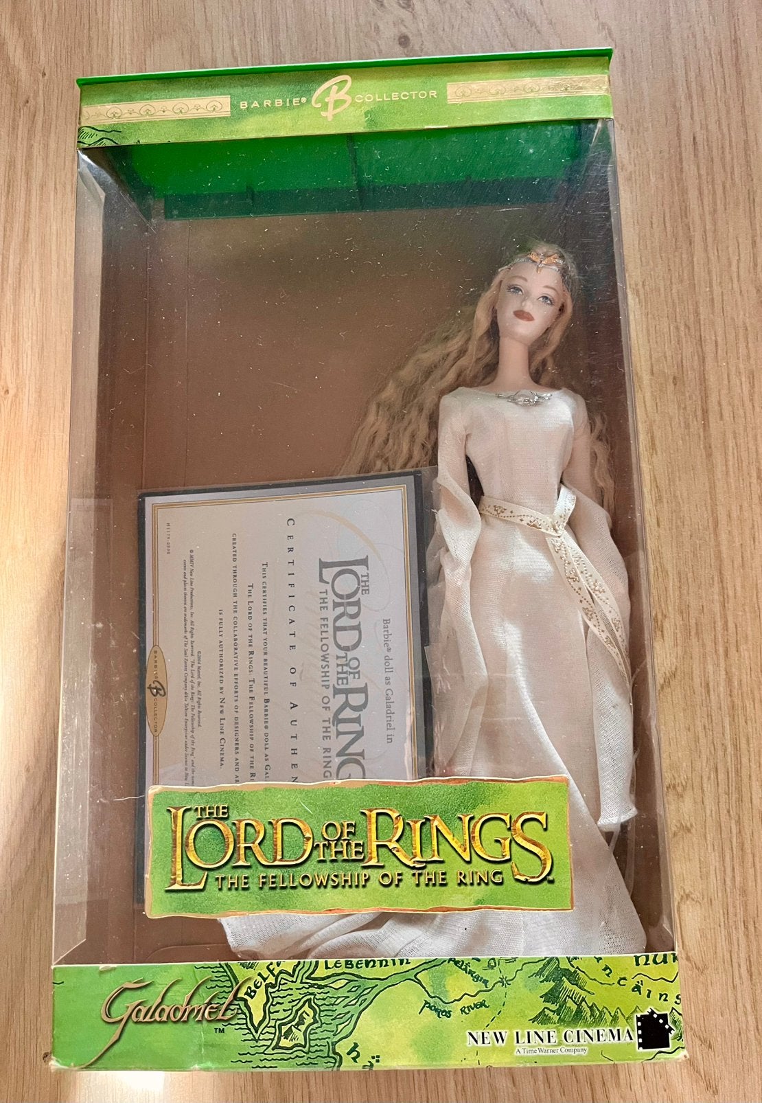 Barbie Collector Galadriel Seigneur des Anneaux 2004 H1179, Enlèvement ou Envoi, Utilisé