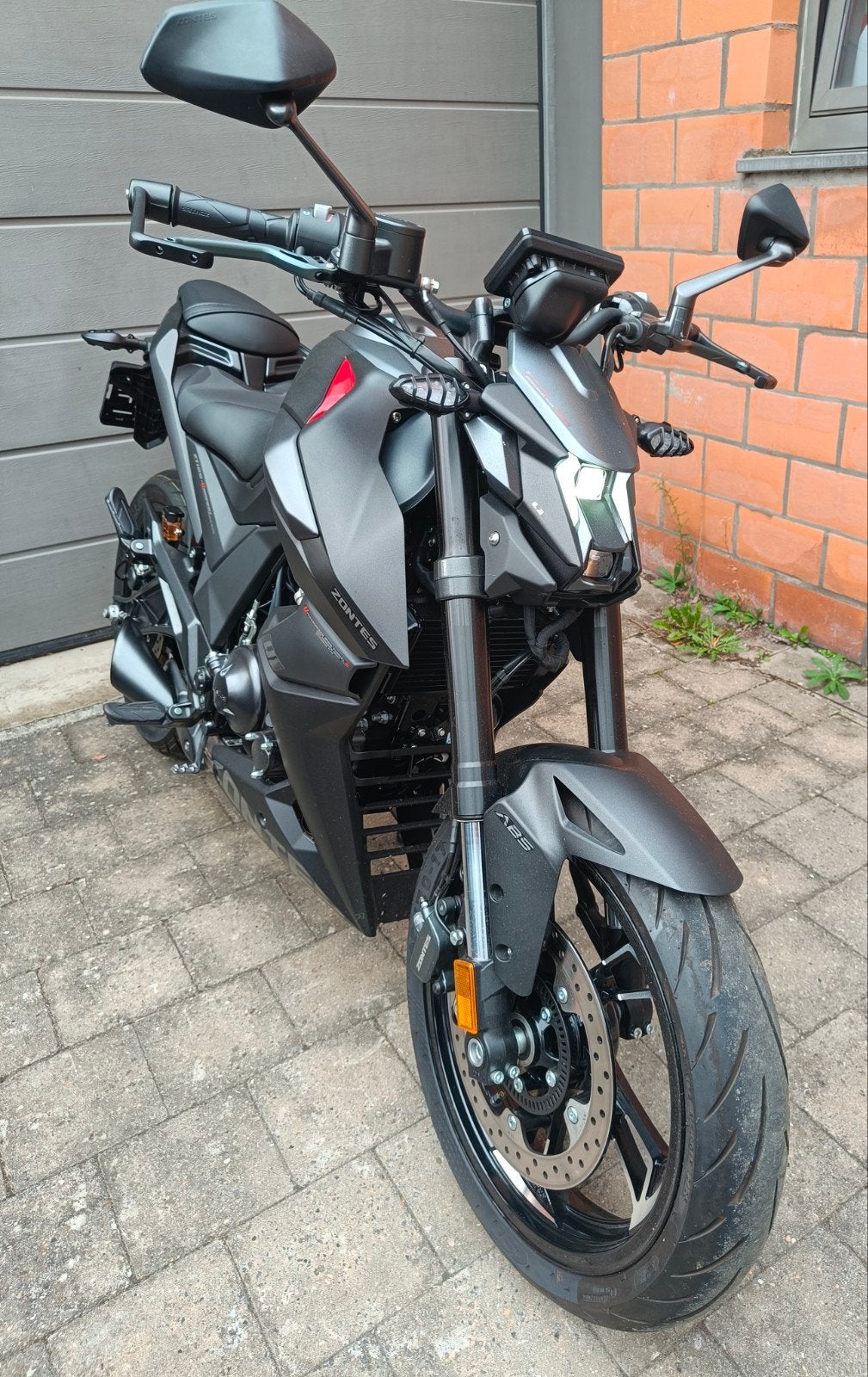zontes U, 125cc, 2 maand oud, 675km, Motoren, Nieuw, Particulier, 125 cc, 11 kW of minder