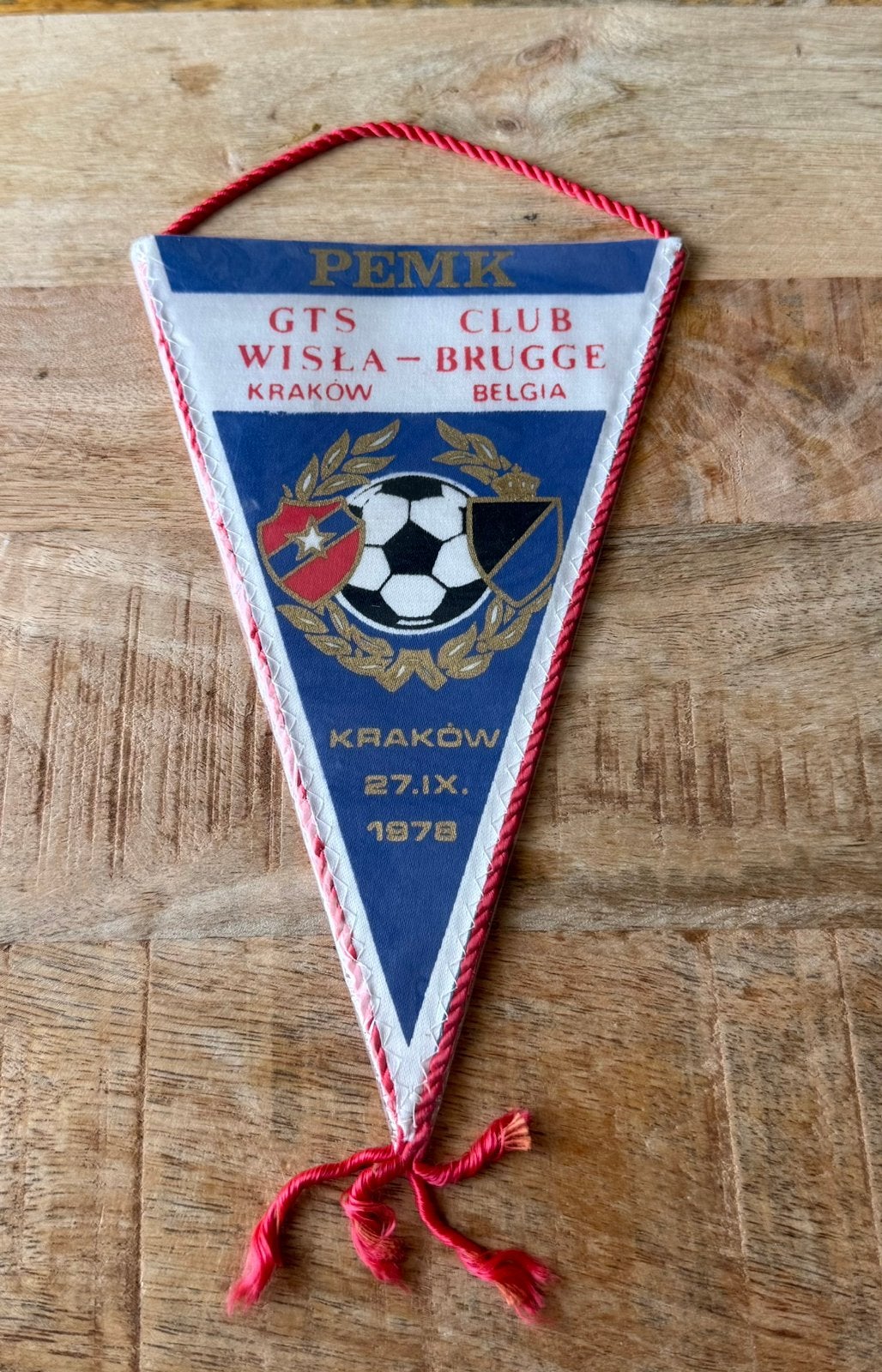 Wimpel Club Brugge - Krakow 1978, Divers, Drapeaux & Banderoles, Enlèvement ou Envoi, Comme neuf