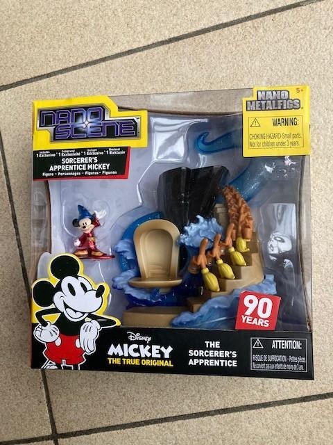 Nano Scene - Mickey Mouse Sorcerer's Apprentice ( Nieuw ), Enlèvement ou Envoi, Mickey Mouse, Neuf, Statue ou Figurine