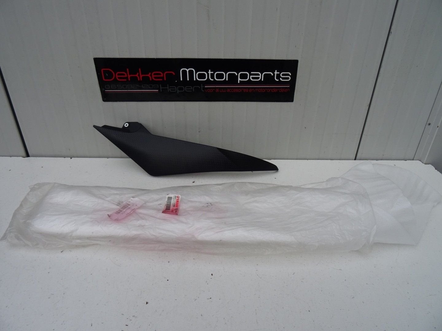 Rechter Tankkap / Tank cover right Yamaha YZF R6 2008-2016, Motoren, -, -, Nieuw, Ophalen of Verzenden