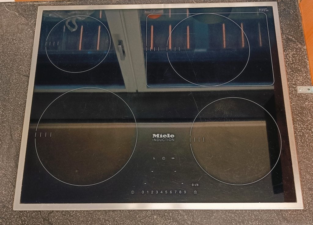 Miele inductiekookplaat, 4 zones de cuisson, Encastré, Enlèvement, Utilisé