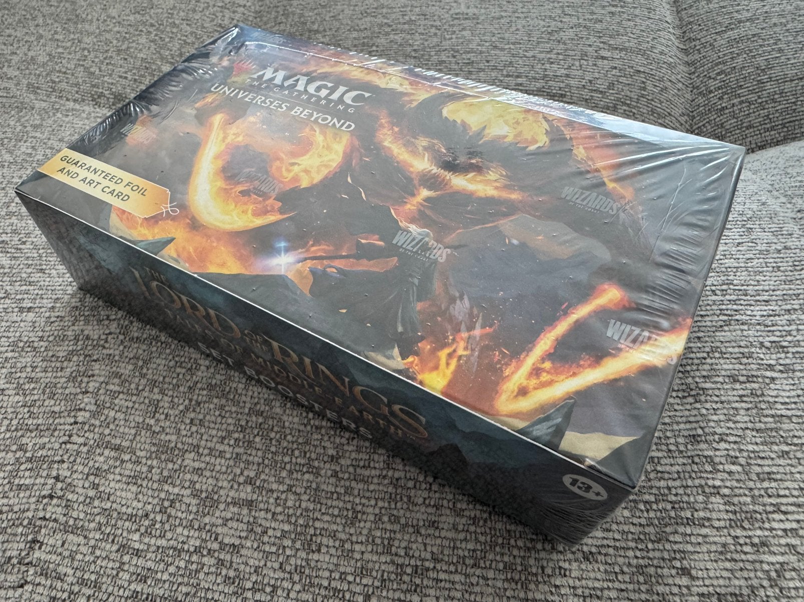 Magic the Gathering: Lord of the Rings Tales of Middle-Earth, Ophalen of Verzenden, Zo goed als nieuw, Booster