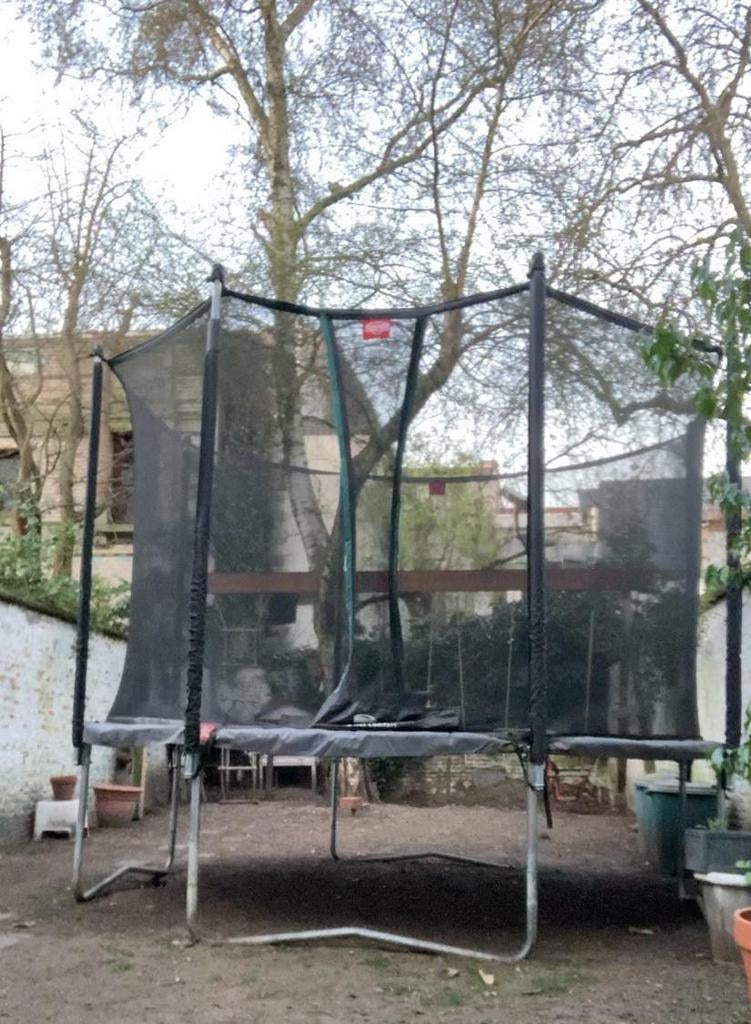 KOOPJE trampoline Berg 330 cm met beschermhoes, Ophalen