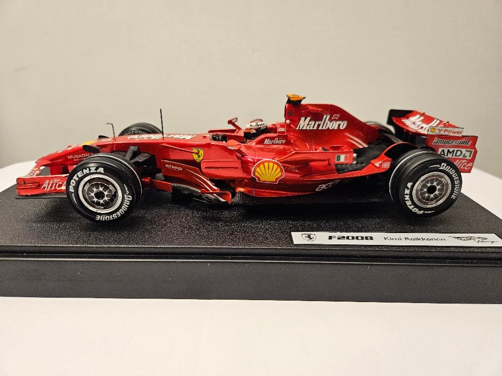 Hot Wheels Racing 1/18 Ferrari F2008 - Kimi Räikkönen, Hobby en Vrije tijd, Ophalen of Verzenden, Nieuw, Auto, Hot Wheels
