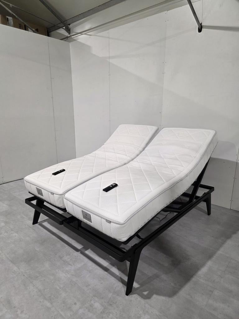 Auping Original Elektrisch Bed 160x200 M2, Maison & Meubles, Chambre à coucher | Lits, Comme neuf, Deux personnes, 160 cm, 200 cm