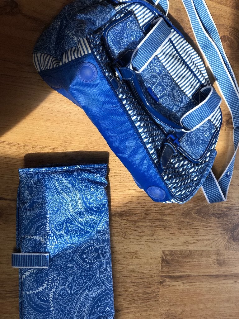 Oilily Luiertas verzorgingstas ZGAN, Kinderen en Baby's, Luiertassen, Overige merken, Blauw, Zo goed als nieuw, Schoudertas functie