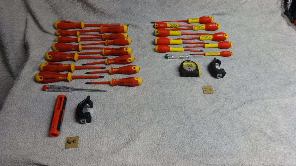 lot outils, Enlèvement ou Envoi, Neuf, Tournevis, Stanley