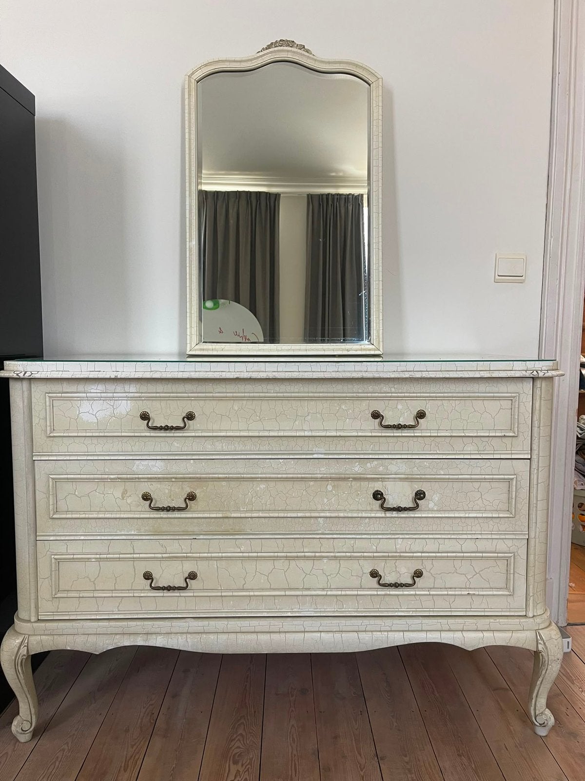 Klassieke commode met spiegel, Huis en Inrichting, Kasten | Ladekasten, Zo goed als nieuw, Ophalen