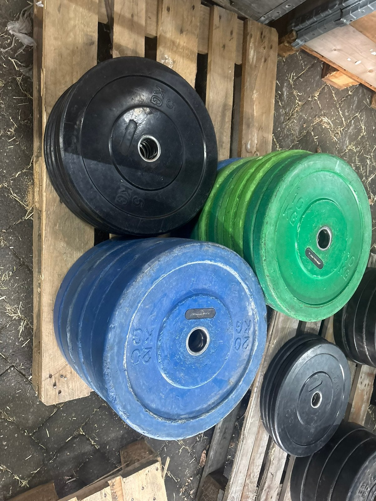 Bumperplates 5 - 10 - 20 kg gekleurd, Sport en Fitness, Ophalen, Zo goed als nieuw