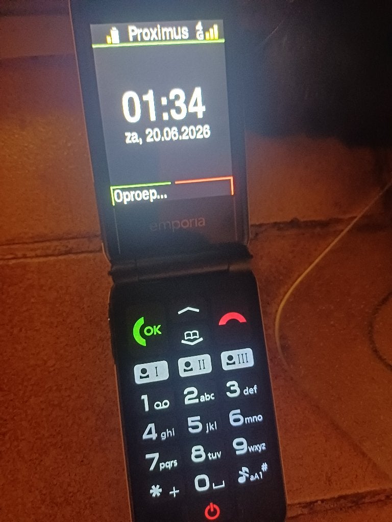 Gsm, Télécoms, Enlèvement ou Envoi, Neuf, 6 mégapixels ou plus, À clapet