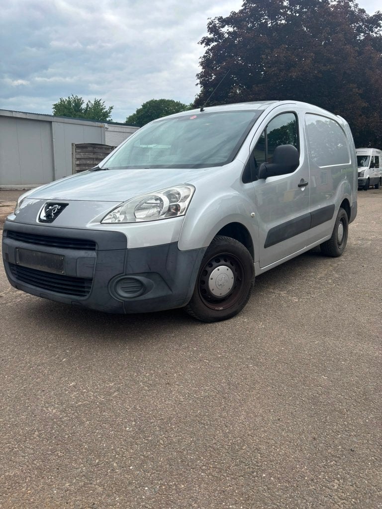 Peugeot Partner 1.6 Hdi maxi, Argent ou Gris, Achat, Alarme, Entreprise