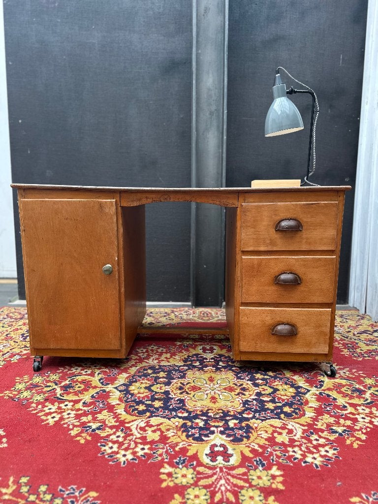 BUREAU sur roulettes, Enlèvement, Utilisé