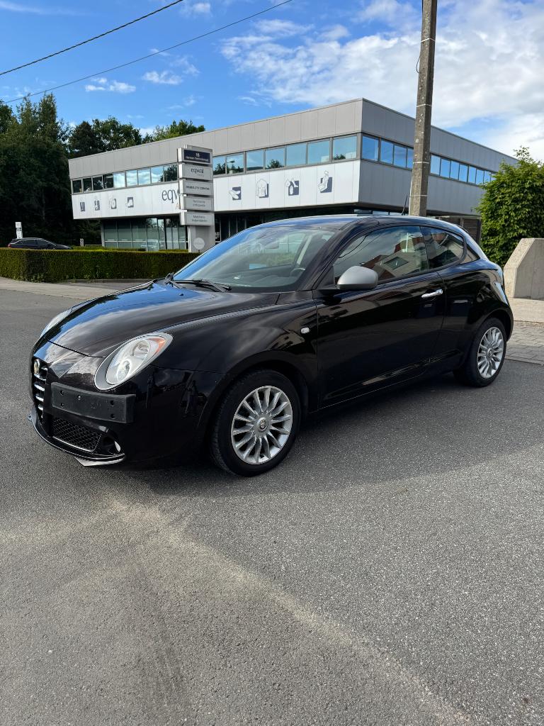 ALFA ROMEO MITO ESSENCE HOMOLOGUÉE 91 000 KM, Autos, Alfa Romeo, Particulier, MiTo, ABS, Air conditionné, Bluetooth, Electronic Stability Program (ESP)
