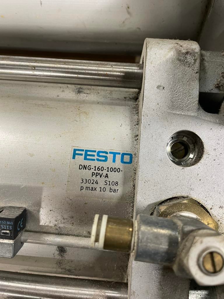 4x Festo cilinder DNG-160-1000-PPV-A, Enlèvement, Utilisé, 6 à 10 bars