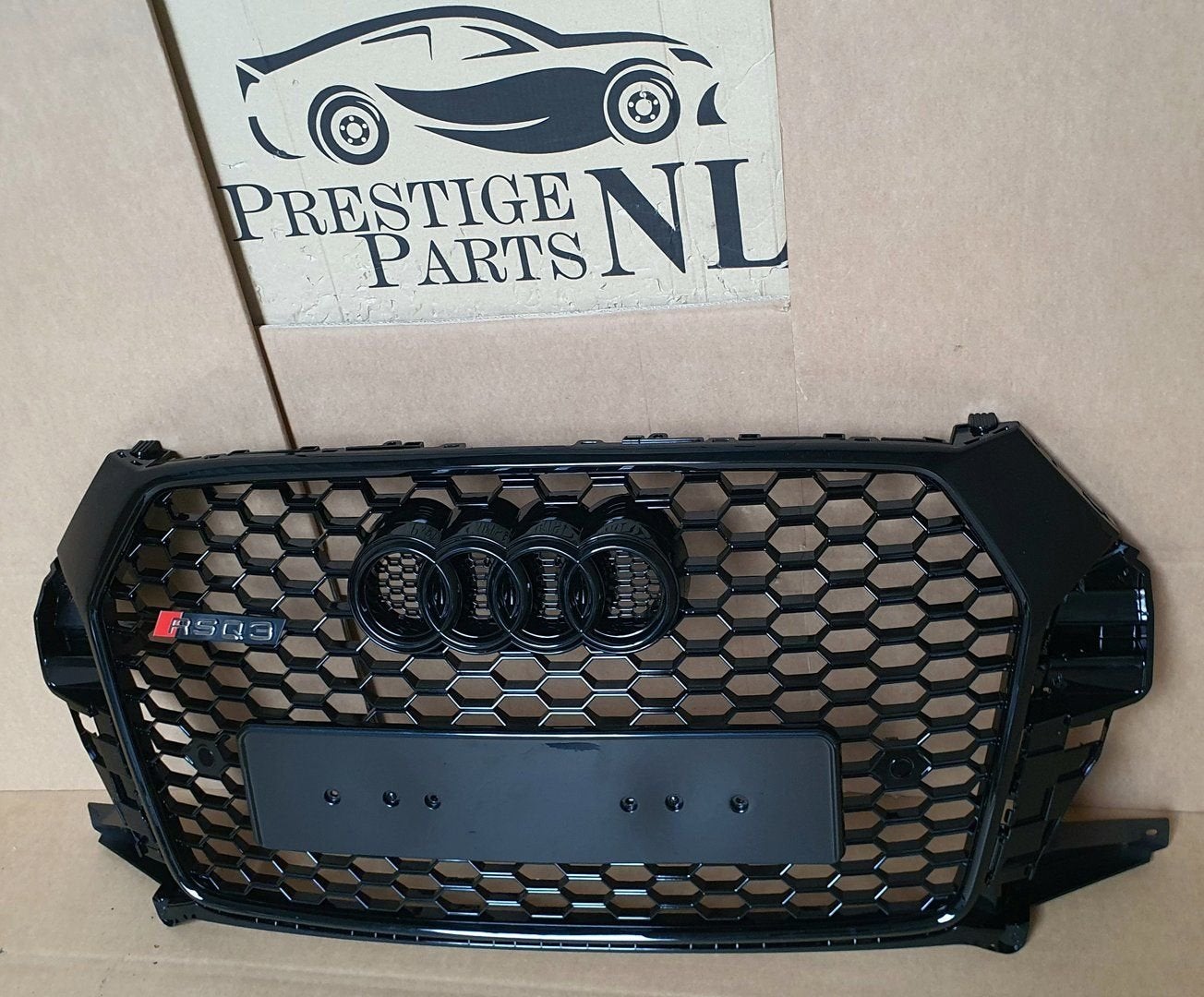 Grill Grille Audi RSQ3 Q3 8U FACELIFT bj.2014-2018R RS LOOK, -, Nieuw, Ophalen of Verzenden, -