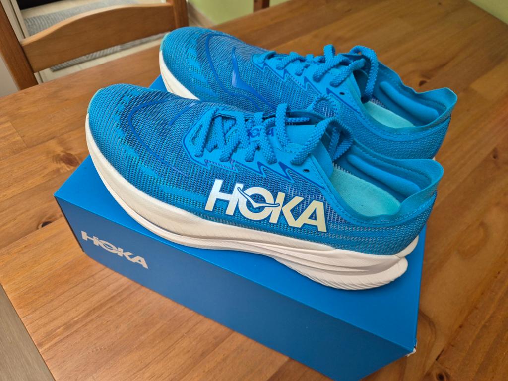 Hoka Mach X2, Sport en Fitness, Ophalen of Verzenden, Zo goed als nieuw, Hardlopen, Hardloopschoenen